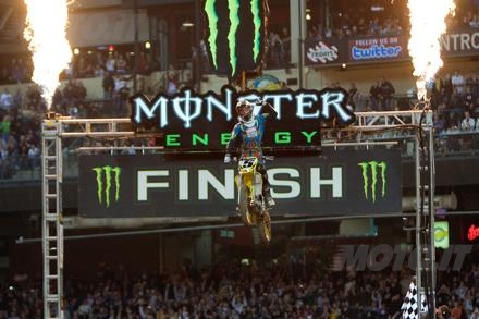 Supercross: Dungey vince, Stewart ko
