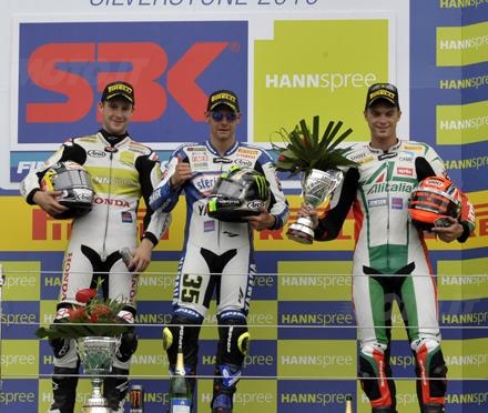 412 R10 Race2 podium