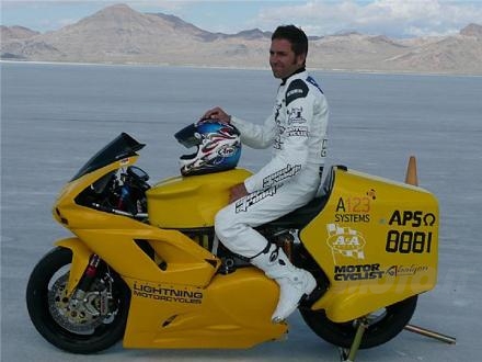 La Lightning pronta per il suo record sul Salt Flat