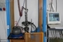 Macchina test d'impatto con falsatesta (Laboratori Vemar Helmets)