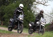 bmw f800gs vs triumph xc800 