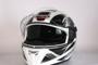 Casco con visiera interna abbassata