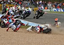 Checa Smrz crash