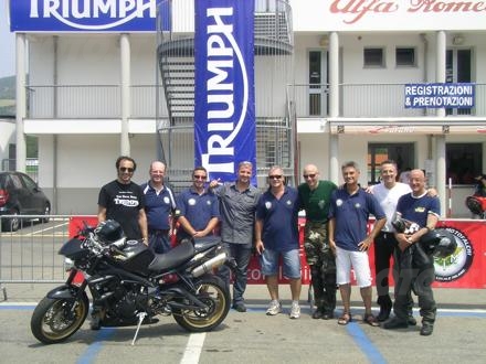 CORSO DI GUIDA MOTOFALCHIMILANO CON KEVIN CARMICHAEL
