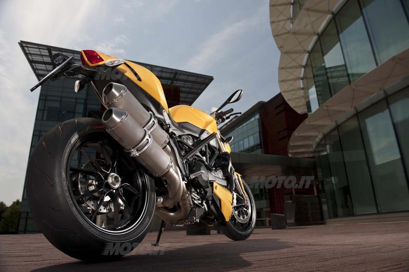 Ducati Streetfighter 848 Motoit static 13