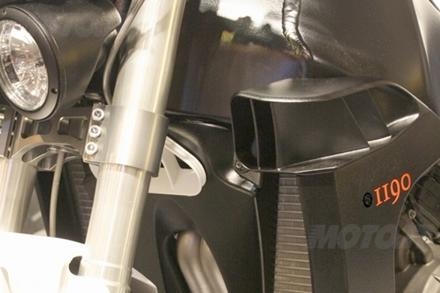 Erik Buell Racing Typhon 1190  4