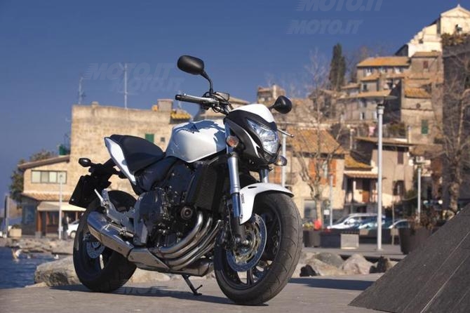 honda hornet ym2011 039[1]