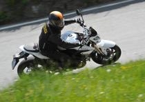 La visibilit&agrave; superiore alla media permette da una parte di godersi appieno gli splendidi panorami che ci circondano, dall'altra di poterci &ldquo;mettere in carena&rdquo; senza che la cervicale ne soffra